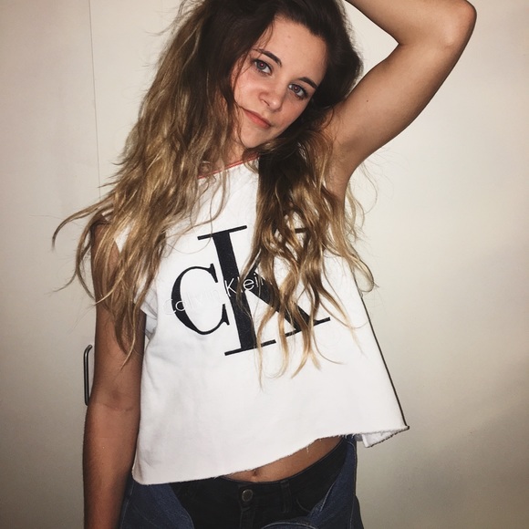 Calvin Klein Jeans top - Picture 2 of 3